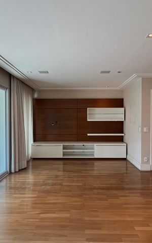 Apartamento para alugar com 162m², 3 quartos e 4 vagas Apartamento para alugar com 162m², 3 quartos e 4 vagasSala