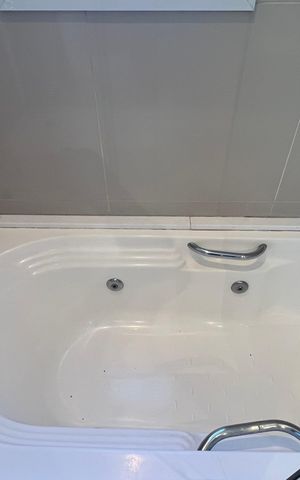 Apartamento para alugar com 162m², 3 quartos e 4 vagas Apartamento para alugar com 162m², 3 quartos e 4 vagasBanheiro da Suíte 3