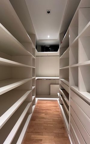 Apartamento para alugar com 162m², 3 quartos e 4 vagas Apartamento para alugar com 162m², 3 quartos e 4 vagasCloset da suíte 3