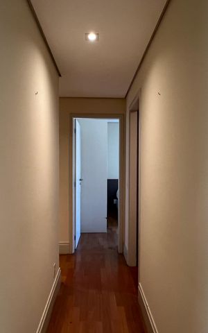 Apartamento para alugar com 162m², 3 quartos e 4 vagas Apartamento para alugar com 162m², 3 quartos e 4 vagasCorredor