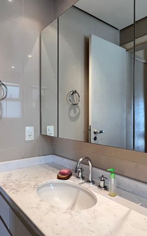 Apartamento para alugar com 162m², 3 quartos e 4 vagas Apartamento para alugar com 162m², 3 quartos e 4 vagasBanheiro da Suíte 2