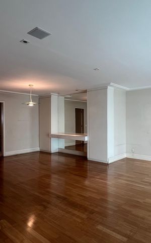 Apartamento para alugar com 162m², 3 quartos e 4 vagas Apartamento para alugar com 162m², 3 quartos e 4 vagasSala