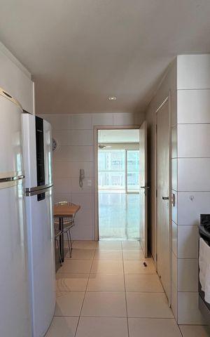 Apartamento para alugar com 162m², 3 quartos e 4 vagas Apartamento para alugar com 162m², 3 quartos e 4 vagasCozinha