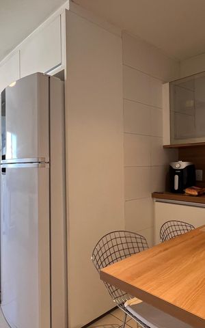 Apartamento para alugar com 162m², 3 quartos e 4 vagas Apartamento para alugar com 162m², 3 quartos e 4 vagasCozinha