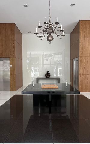 Apartamento para alugar com 162m², 3 quartos e 4 vagas Apartamento para alugar com 162m², 3 quartos e 4 vagasHall de entrada