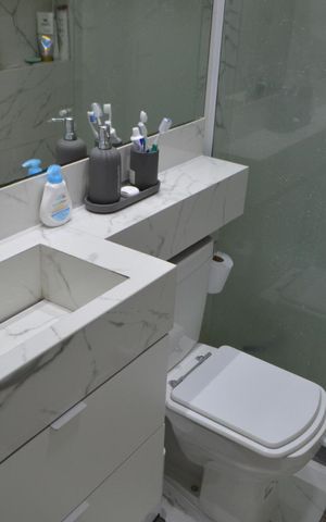 Casa de condomínio à venda com 59m², 3 quartos e 1 vaga Casa de condomínio à venda com 59m², 3 quartos e 1 vagaBanheiro