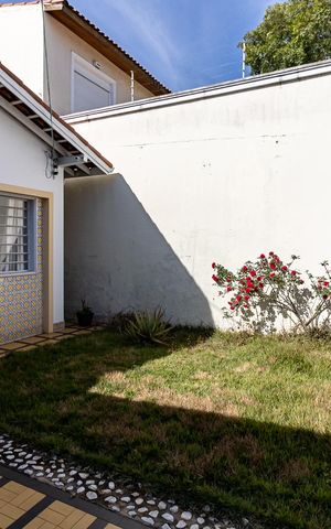 Casa à venda com 197m², 2 quartos e 2 vagas Casa à venda com 197m², 2 quartos e 2 vagasJardim