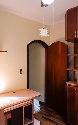 Casa à venda com 189m², 4 quartos e 2 vagasQuarto 2