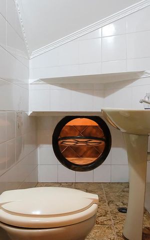 Casa à venda com 189m², 4 quartos e 2 vagasLavabo