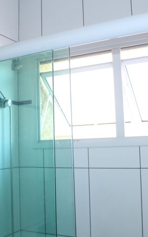 Casa à venda com 300m², 4 quartos e 4 vagasBanheiro da Suíte 4