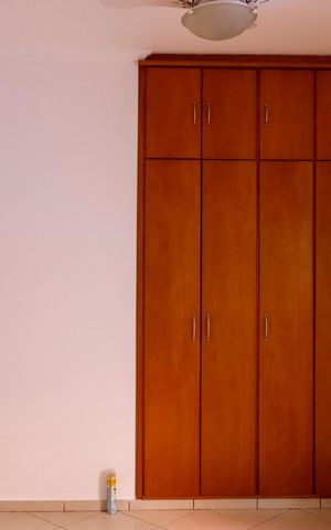 Casa à venda com 180m², 3 quartos e 1 vaga Casa à venda com 180m², 3 quartos e 1 vagaSuíte 2