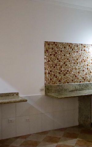 Casa à venda com 180m², 3 quartos e 1 vaga Casa à venda com 180m², 3 quartos e 1 vagaCozinha