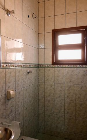 Casa à venda com 180m², 3 quartos e 1 vaga Casa à venda com 180m², 3 quartos e 1 vagaBanheiro da Suíte 3