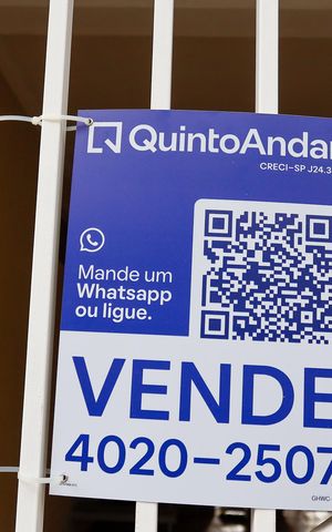 Casa à venda com 180m², 3 quartos e 1 vaga Casa à venda com 180m², 3 quartos e 1 vagaPlaca