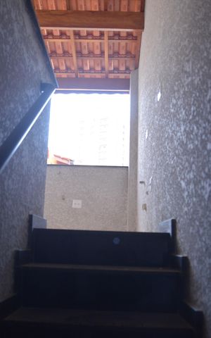 Apartamento à venda com 92m², 2 quartos e 2 vagasEscada para Cobertura