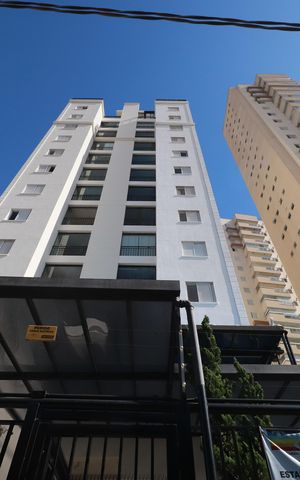 Apartamento à venda com 98m², 4 quartos e 2 vagasFachada