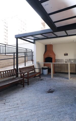 Apartamento à venda com 98m², 4 quartos e 2 vagasÁrea comum - Churrasqueira