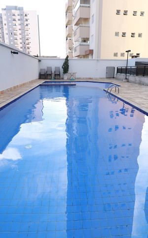 Apartamento à venda com 98m², 4 quartos e 2 vagasÁrea comum - Piscina