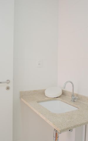 Apartamento à venda com 65m², 2 quartos e 1 vagaBanheiro Social