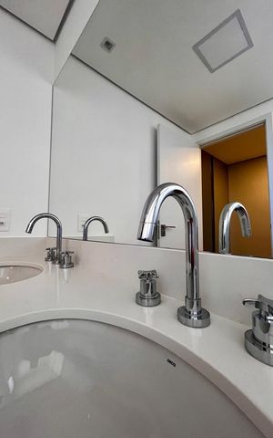 Apartamento à venda com 111m², 3 quartos e 3 vagas Apartamento à venda com 111m², 3 quartos e 3 vagasBanheiro Suíte 3