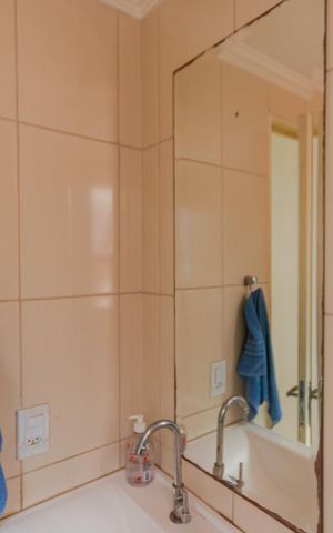 Apartamento à venda com 49m², 2 quartos e 1 vaga Apartamento à venda com 49m², 2 quartos e 1 vagaBanheiro