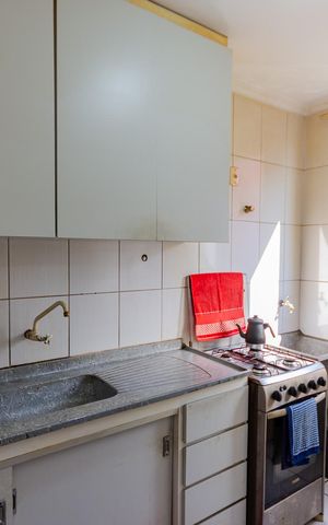 Apartamento à venda com 49m², 2 quartos e 1 vaga Apartamento à venda com 49m², 2 quartos e 1 vagaCozinha e Área de Serviço