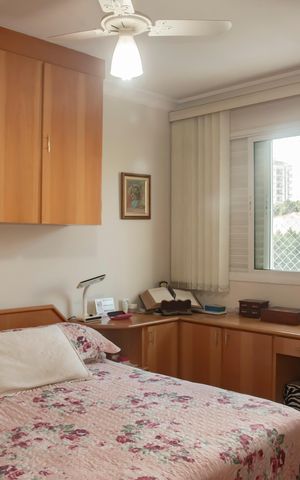 Apartamento à venda com 75m², 2 quartos e 2 vagasSuíte