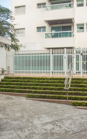 Apartamento à venda com 75m², 2 quartos e 2 vagasFachada