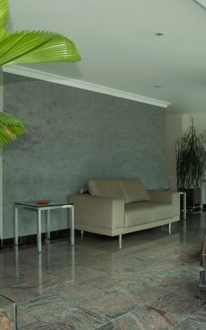 Apartamento à venda com 75m², 2 quartos e 2 vagasHall social