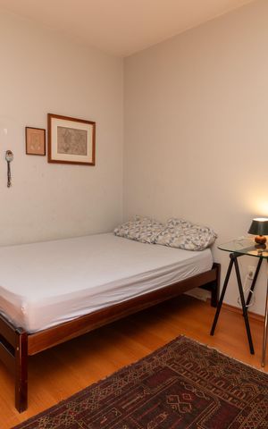 Casa à venda com 324m², 3 quartos e 2 vagas Casa à venda com 324m², 3 quartos e 2 vagasQuarto 2