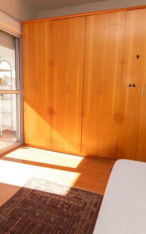 Casa à venda com 324m², 3 quartos e 2 vagas Casa à venda com 324m², 3 quartos e 2 vagasQuarto 2