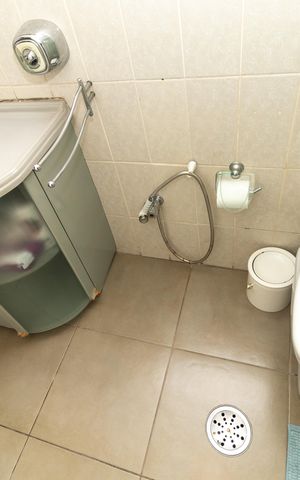 Casa à venda com 324m², 3 quartos e 2 vagas Casa à venda com 324m², 3 quartos e 2 vagasBanheiro 2
