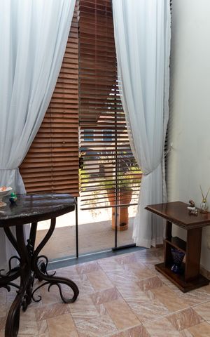 Casa à venda com 324m², 3 quartos e 2 vagas Casa à venda com 324m², 3 quartos e 2 vagasQuarto 1
