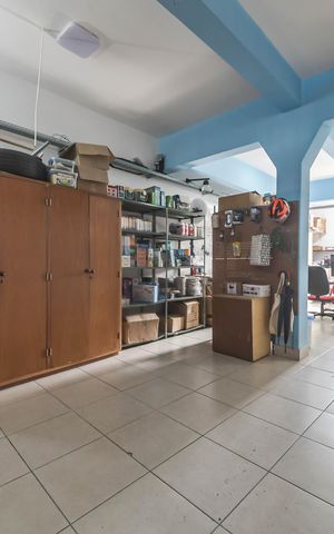 Casa à venda com 190m², 3 quartos e 4 vagasGaragem