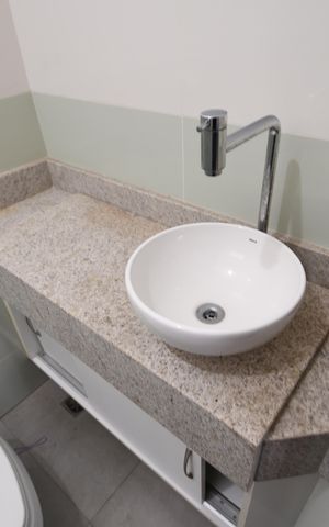 Casa à venda com 234m², 4 quartos e 3 vagasBanheiro Suíte 2