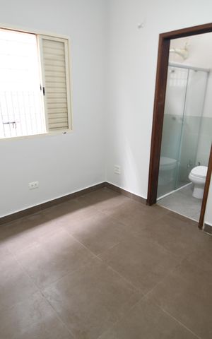Casa à venda com 234m², 4 quartos e 3 vagasSuíte 1