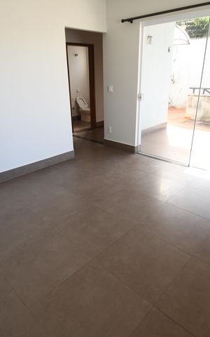 Casa à venda com 234m², 4 quartos e 3 vagasSala 1