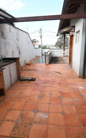 Casa à venda com 234m², 4 quartos e 3 vagasQuintal