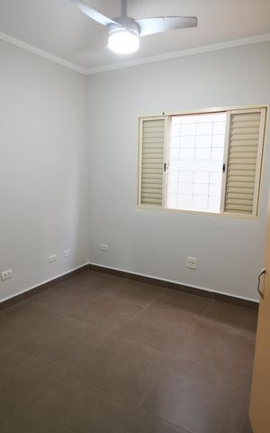 Casa à venda com 234m², 4 quartos e 3 vagasQuarto 2