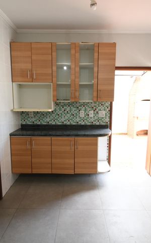 Casa à venda com 234m², 4 quartos e 3 vagasCozinha