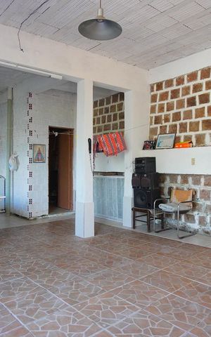 Casa à venda com 190m², 4 quartos e 4 vagasGaragem