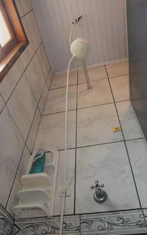 Casa à venda com 190m², 4 quartos e 4 vagasBanheiro Corredor 1