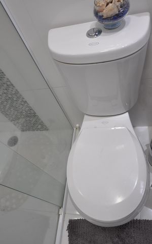 Casa à venda com 150m², 3 quartos e 2 vagasBanheiro da Suíte 1