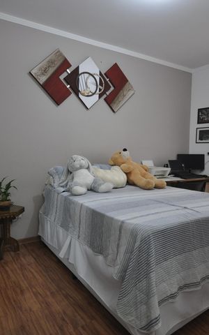Casa à venda com 150m², 3 quartos e 2 vagasSuíte 3