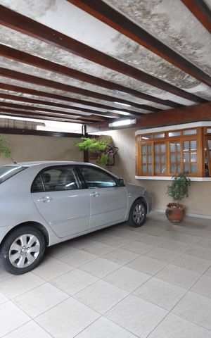 Casa à venda com 150m², 3 quartos e 2 vagasGaragem