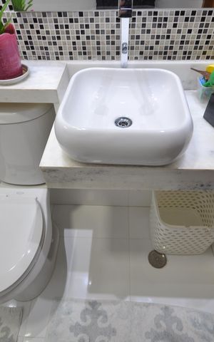 Casa à venda com 150m², 3 quartos e 2 vagasBanheiro da Suíte 3