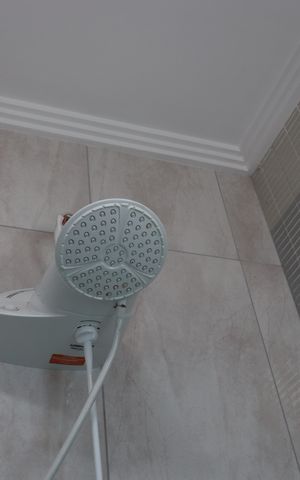 Casa à venda com 90m², 3 quartos e 2 vagasBanheiro da Suíte