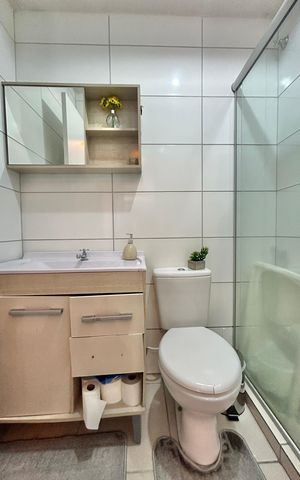 Apartamento à venda com 47m², 2 quartos e 1 vaga Apartamento à venda com 47m², 2 quartos e 1 vagaBanheiro