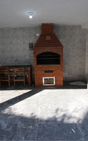 Casa para alugar com 300m², 2 quartos e 5 vagasChurrasqueira