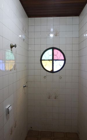 Casa para alugar com 300m², 2 quartos e 5 vagasBanheiro